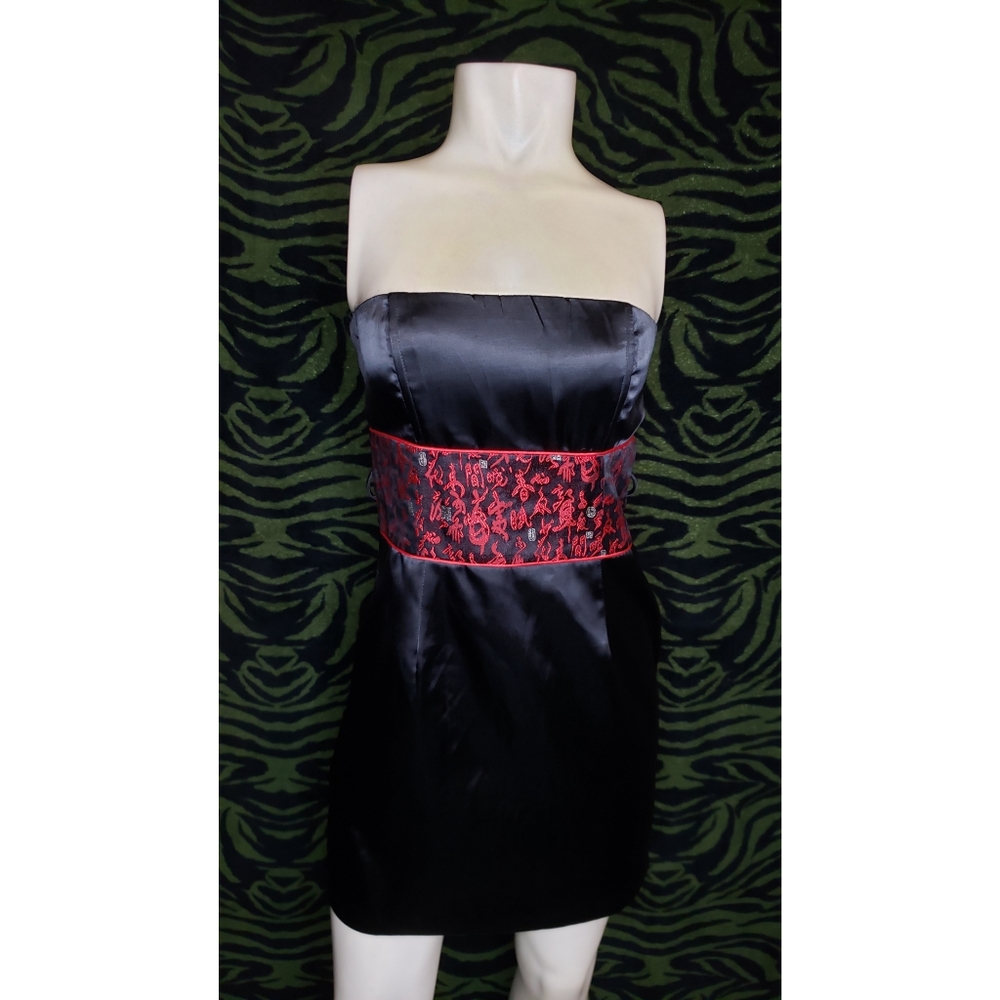 Black & red strapless mini dress